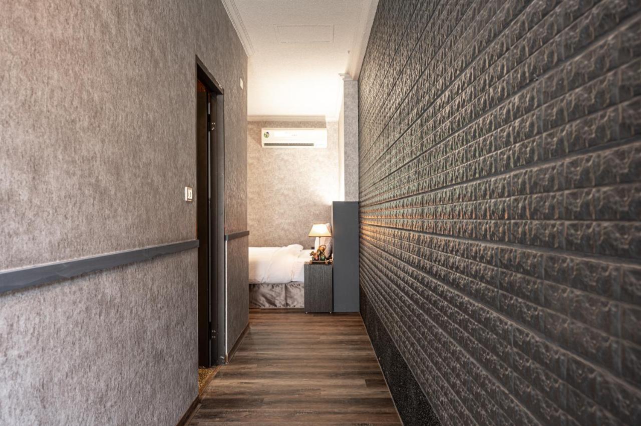 東旅驛棧 Motel Csiaohszi Kültér fotó